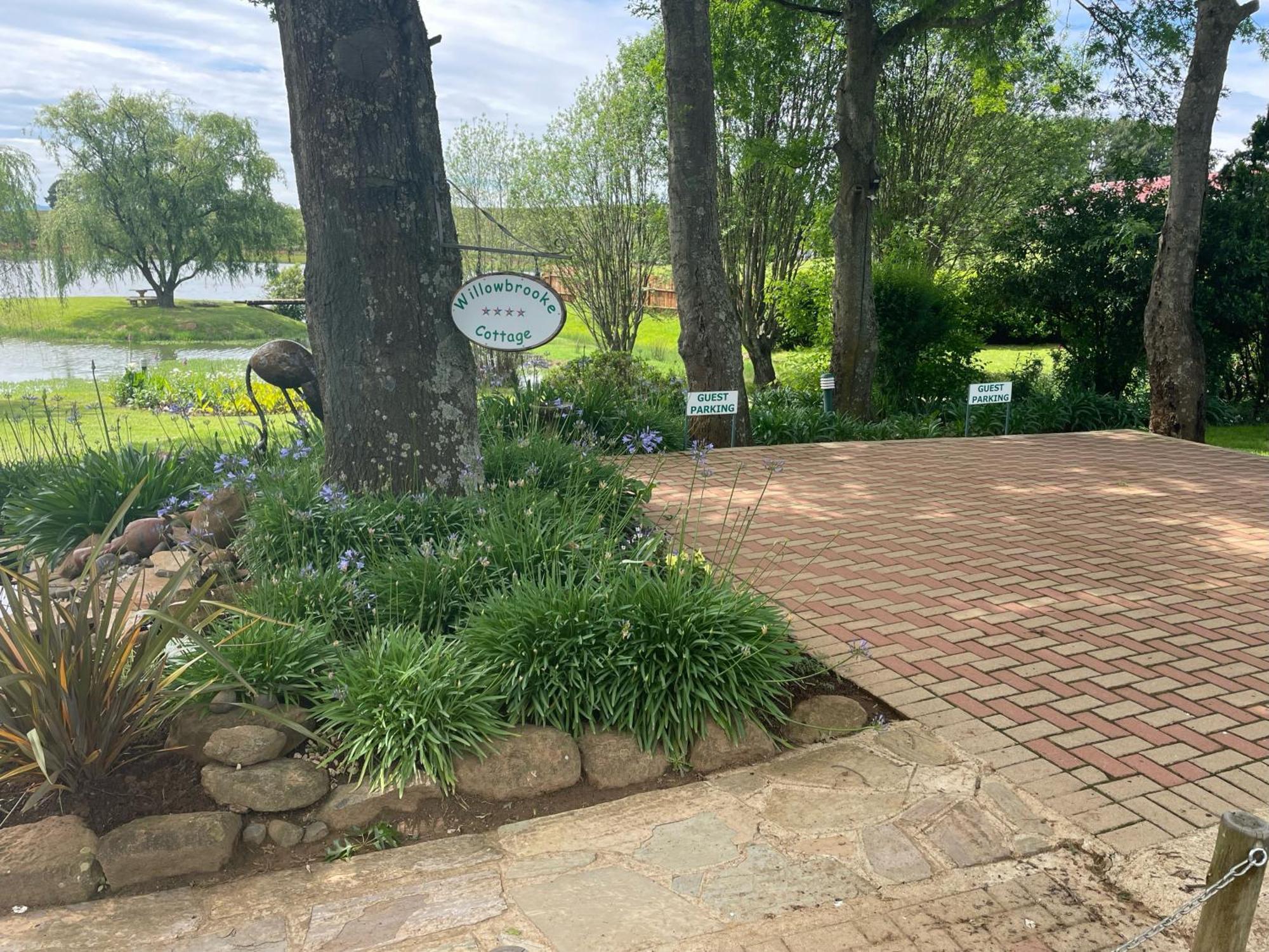 Willowbrooke Cottage Хаймвил Екстериор снимка